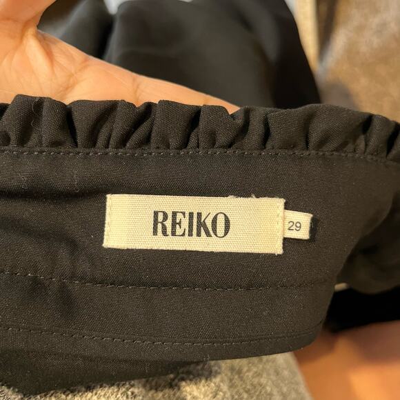 Reiko Leon Tapered Cigarette Fit Pants in Black Size 29 NEW - Picture 8 of 11